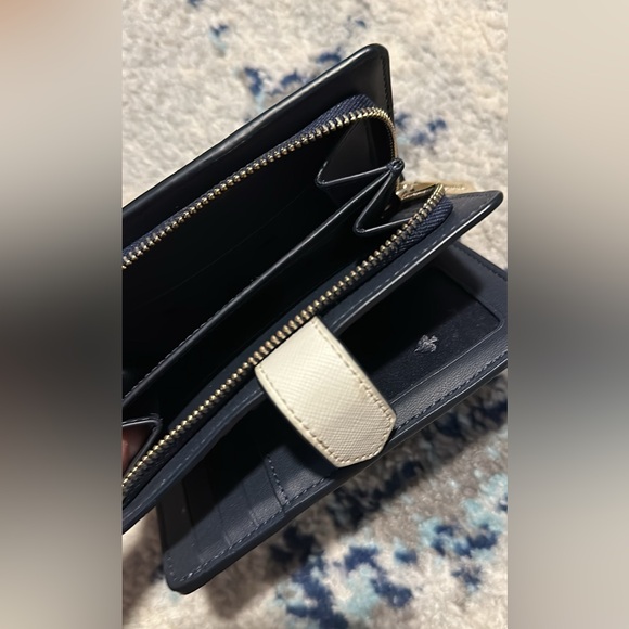 Kate Spade Wallet - Picture 2 of 4